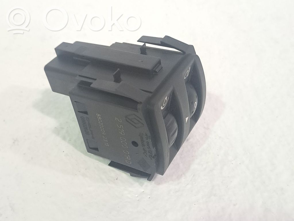 Renault Captur Interruttore luci interne