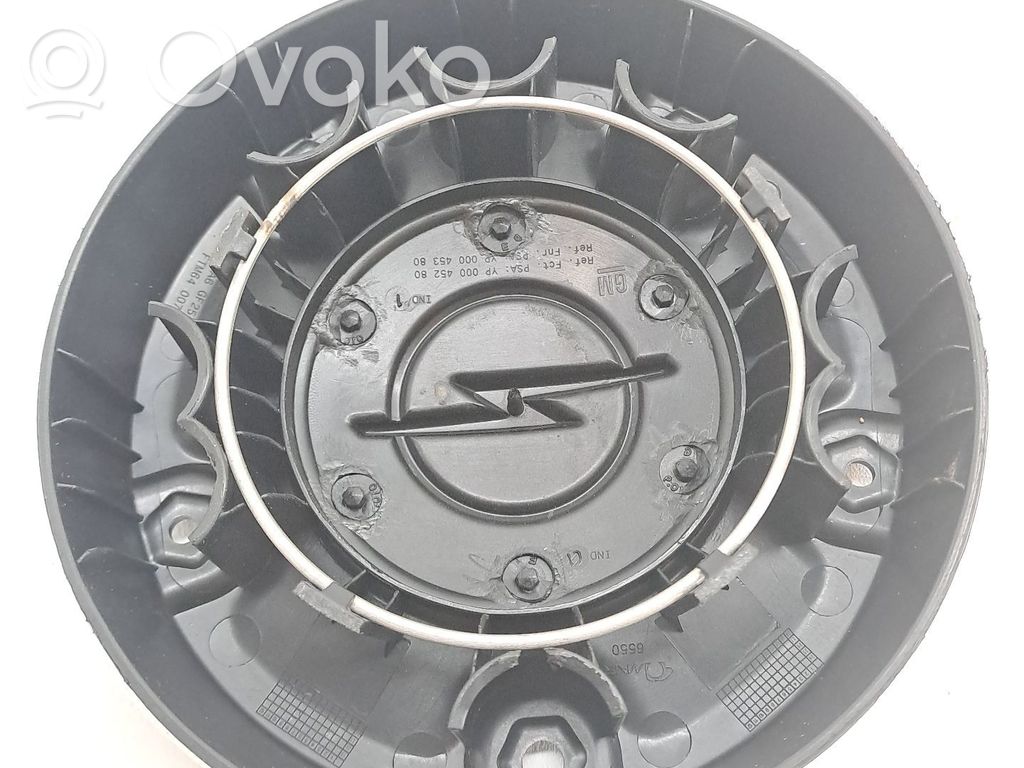 Opel Vivaro Butuc de roată/capac de jantă/jantă R20 