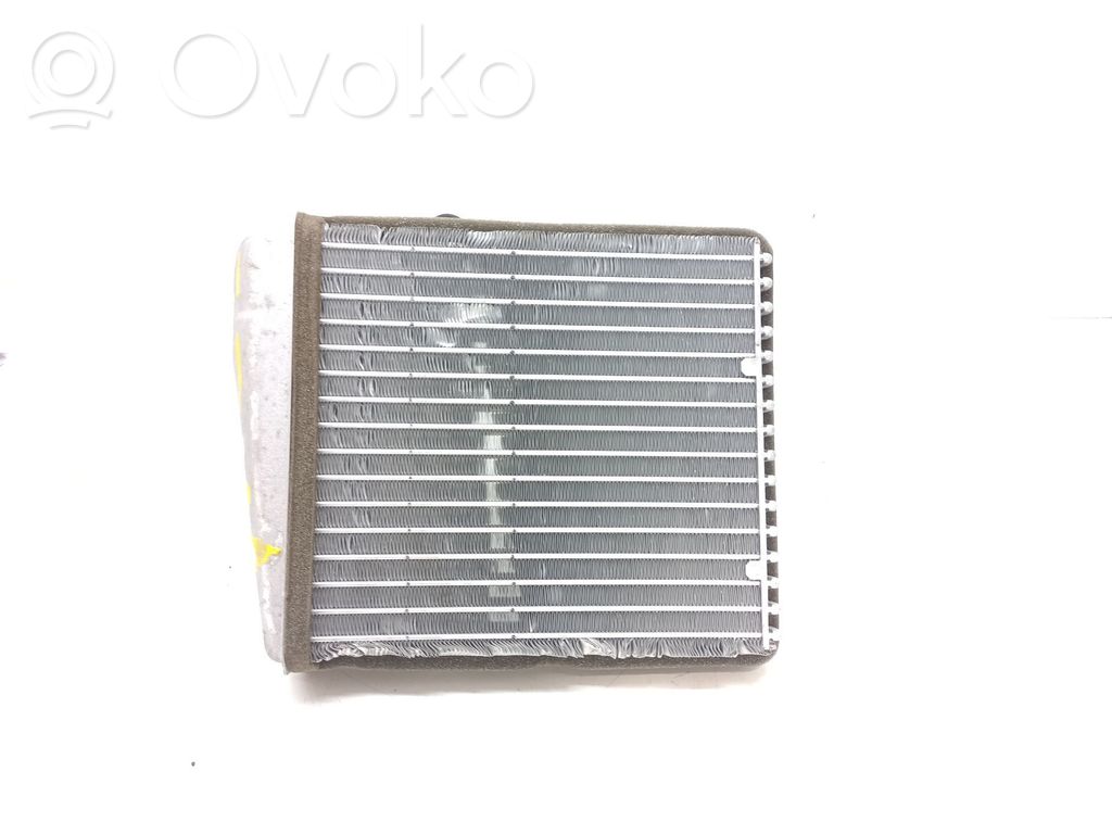 Volkswagen Tiguan Radiator (interior) aer condiționat (A/C) 
