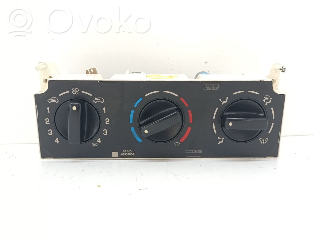 Climate control unit   6451NN