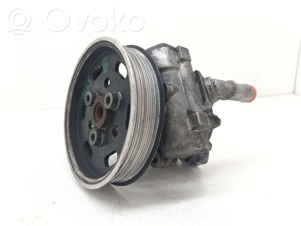 Ohjaustehostimen pumppu   1J0422154J