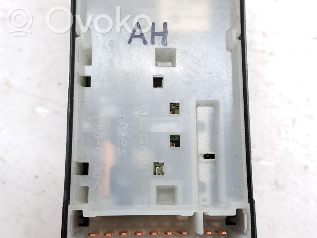 Comutator comandă geamuri electrice   254011HB0C