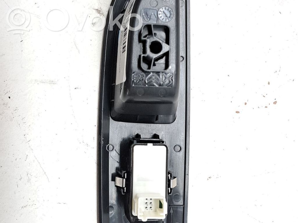 Comutator comandă geamuri electrice   98044803ZD