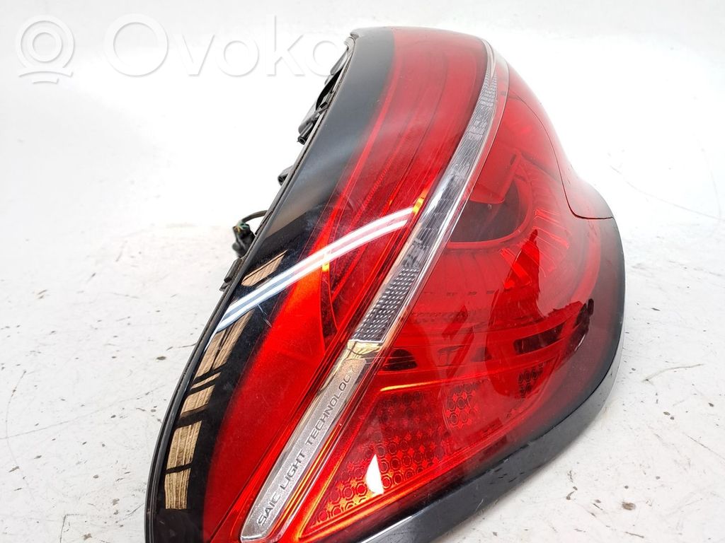 Rear tail light bulb   10420733