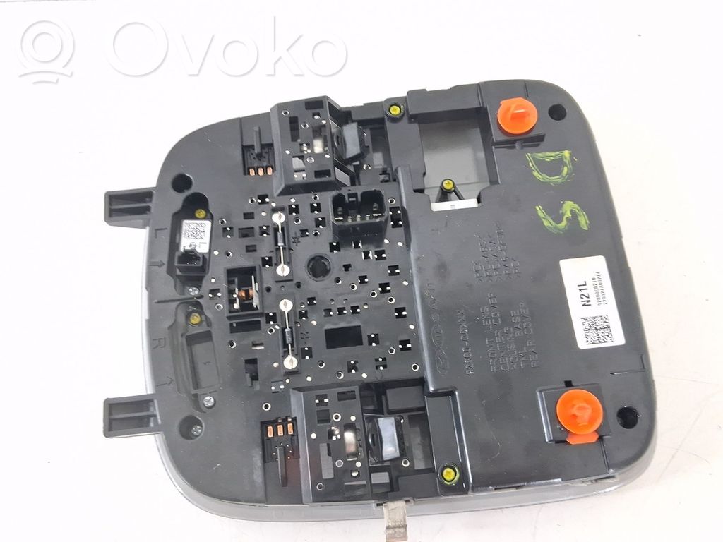 Hyundai i20 Active Consola de luz del techo 
