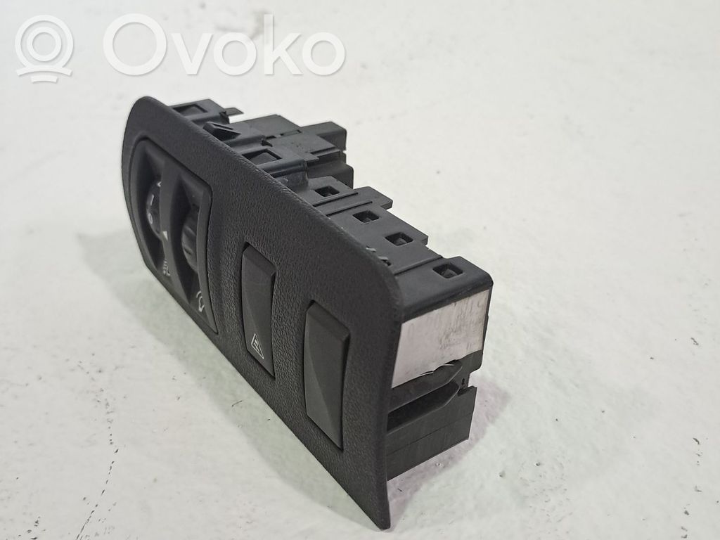 Tasten Schalter Multifunktionslenkrad   251630010R
