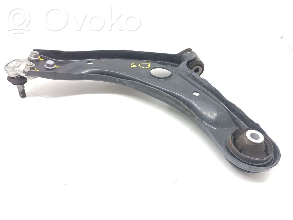 Toyota Yaris Braccio di controllo sospensione anteriore inferiore/braccio oscillante