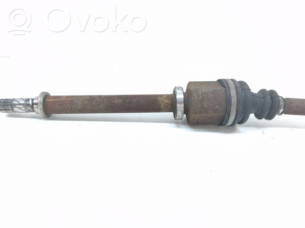 Eje de transmisión delantero   8200472158