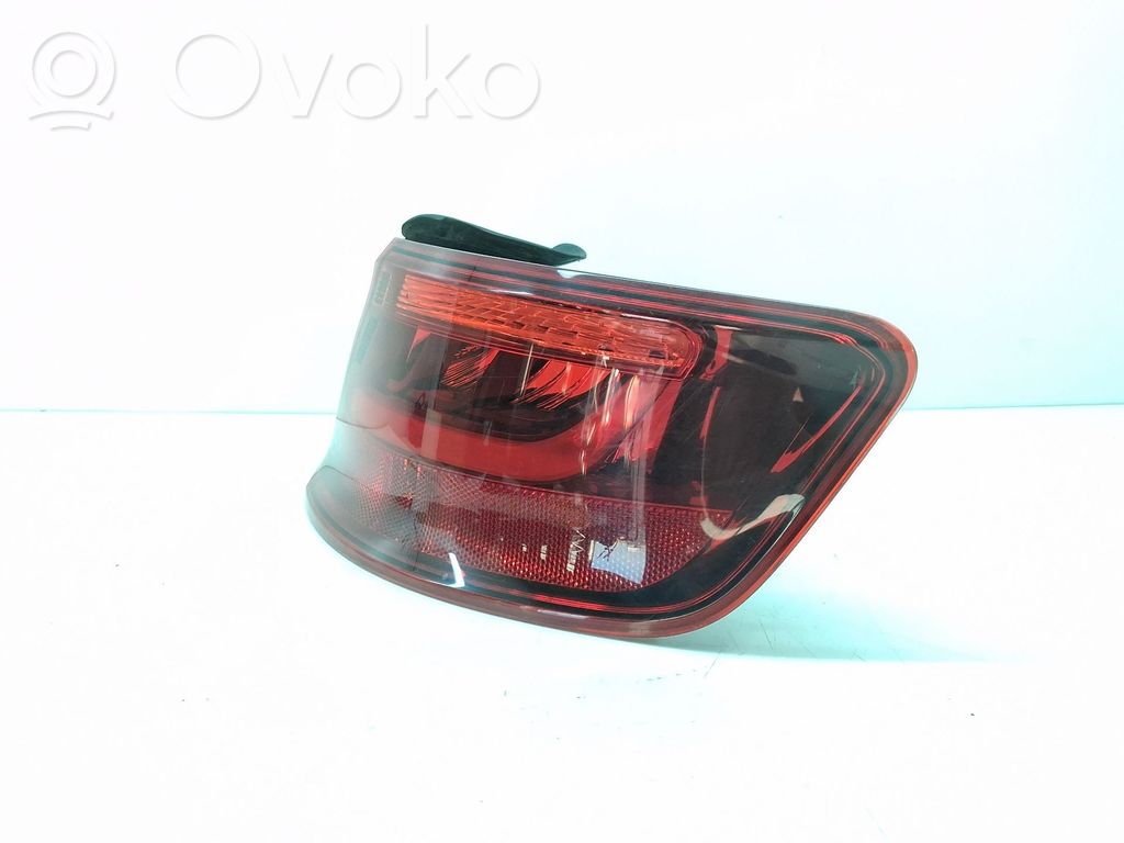 Żarówka lampy tylnej   8V4945096A