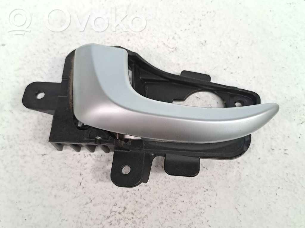 Manecilla interna de puerta corredera   82610A6010
