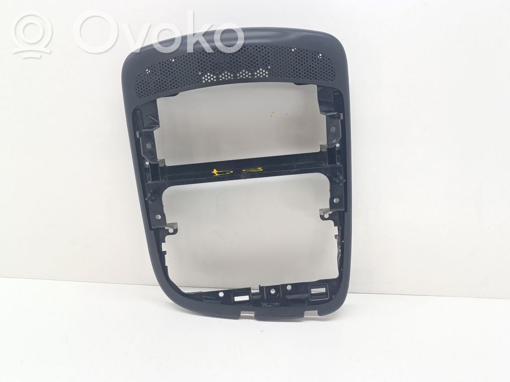 Renault Clio IV Alte piese caroserie 