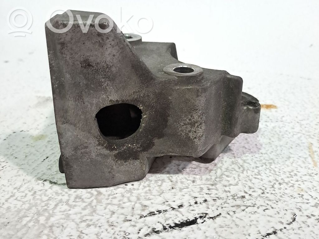 Soporte de montaje del motor   1807V4