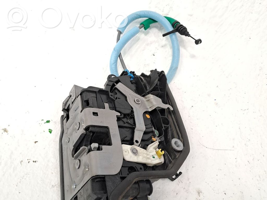 BMW X3 F25 Încuietoare ușă spate 