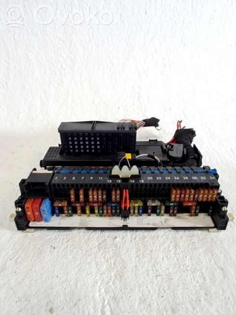 Module de fusibles   61138364530