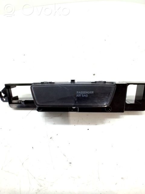 Modul de control caroserie central   937701J100UX