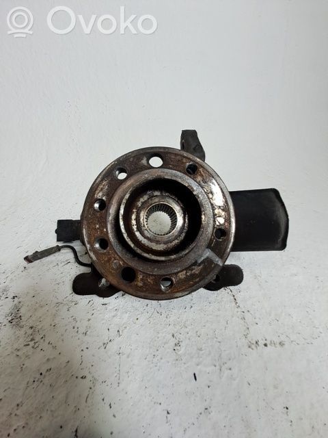 Opel Zafira B Fuzetă butuc roată față 