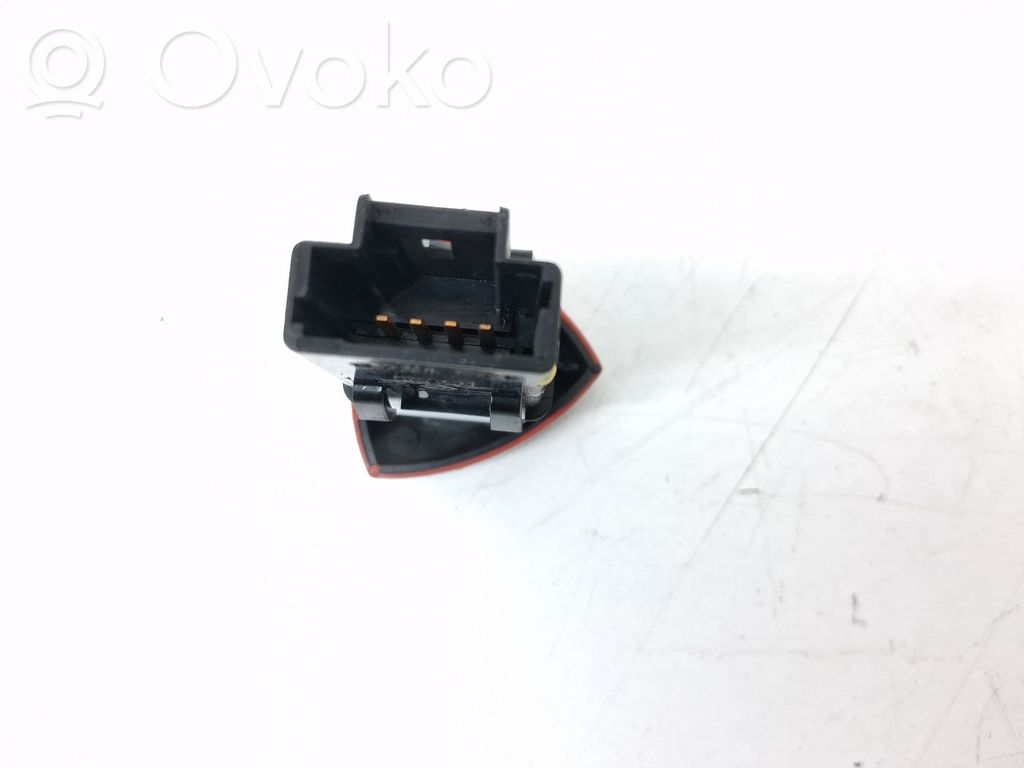 Botón interruptor de luz de peligro   8200442724