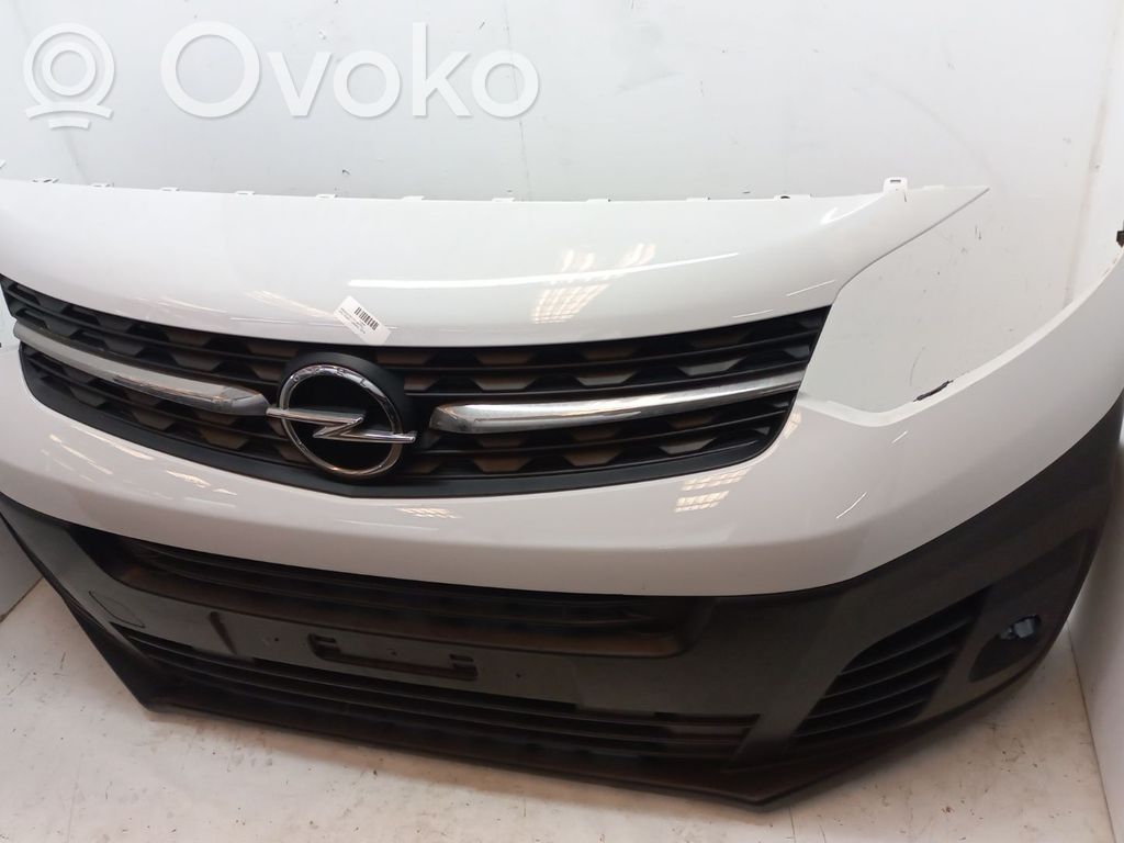 Opel Vivaro Priekinis bamperis 