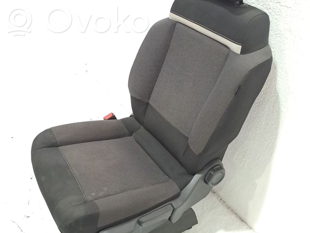 Scaun șofer   9813461180