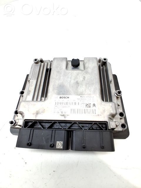 Unidad de control/módulo ECU del motor   1613645480