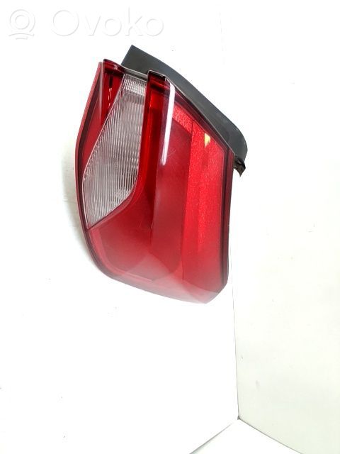 Rear tail light bulb   2525712,JX7B13404CG