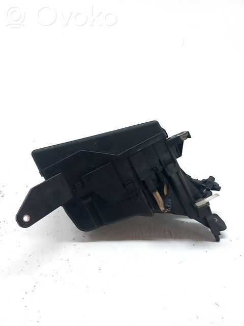 Módulo de fusible   8274142010