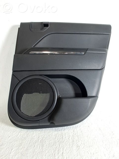 Jeep Compass Takaoven verhoilu 