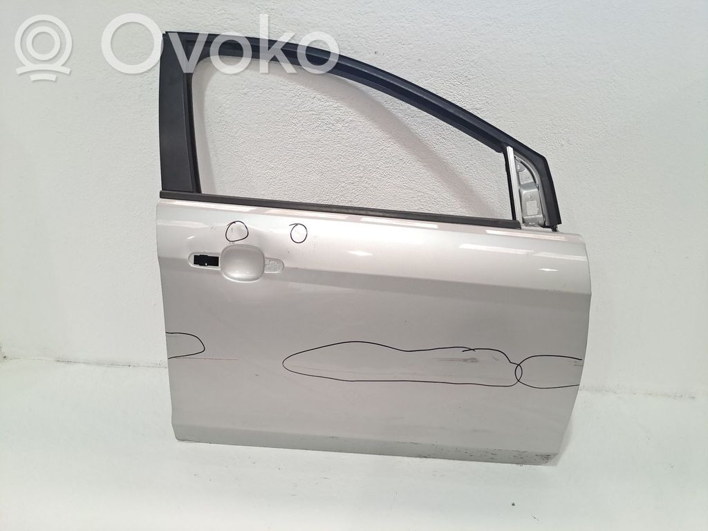 Puerta delantera   1530169,P8M51A20124AE