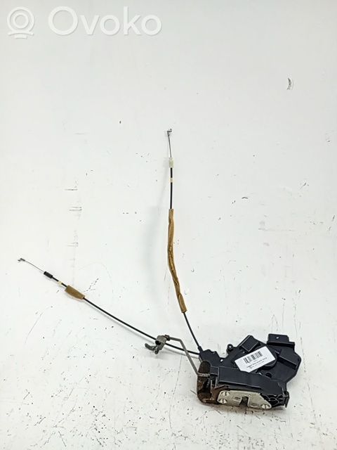 Front door lock   CC2958310A