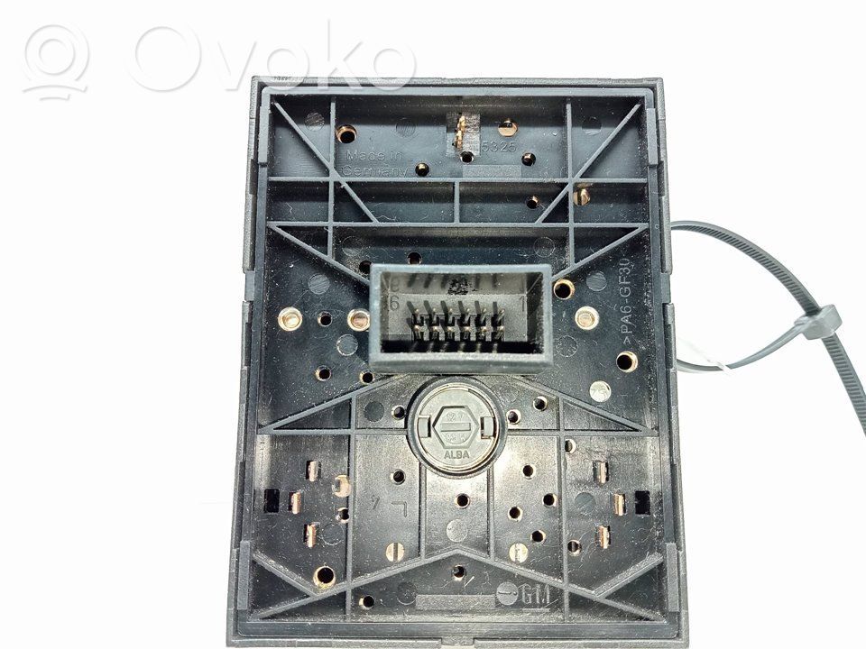 Interruptor de luz   9116614,0524119,9116614