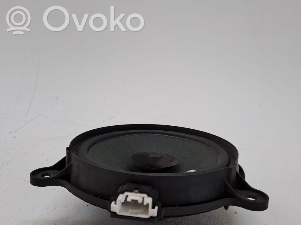 Etuoven kaiutin   KE7066960
