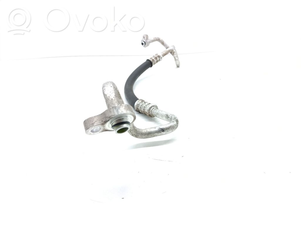 Manguito/racor flexible para A/C   BP8F61461A