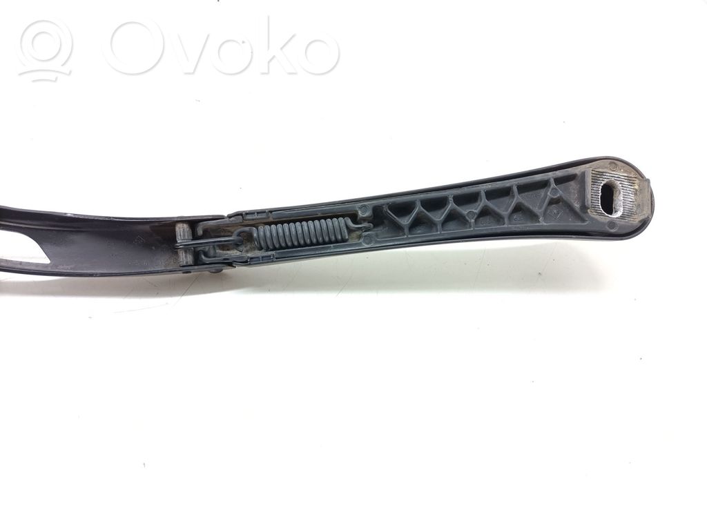 Brazo del limpiaparabrisas delantero   61617035099