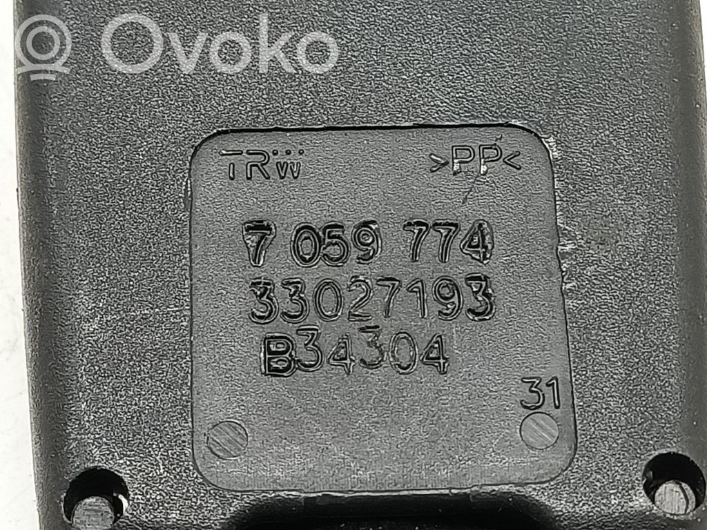 BMW 5 E60 E61 Fibbia della cintura di sicurezza centrale (posteriore)