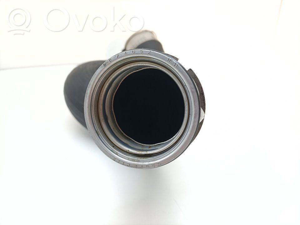 Ansaugrohr Ansaugschlauch Turbolader   8513289,8513289