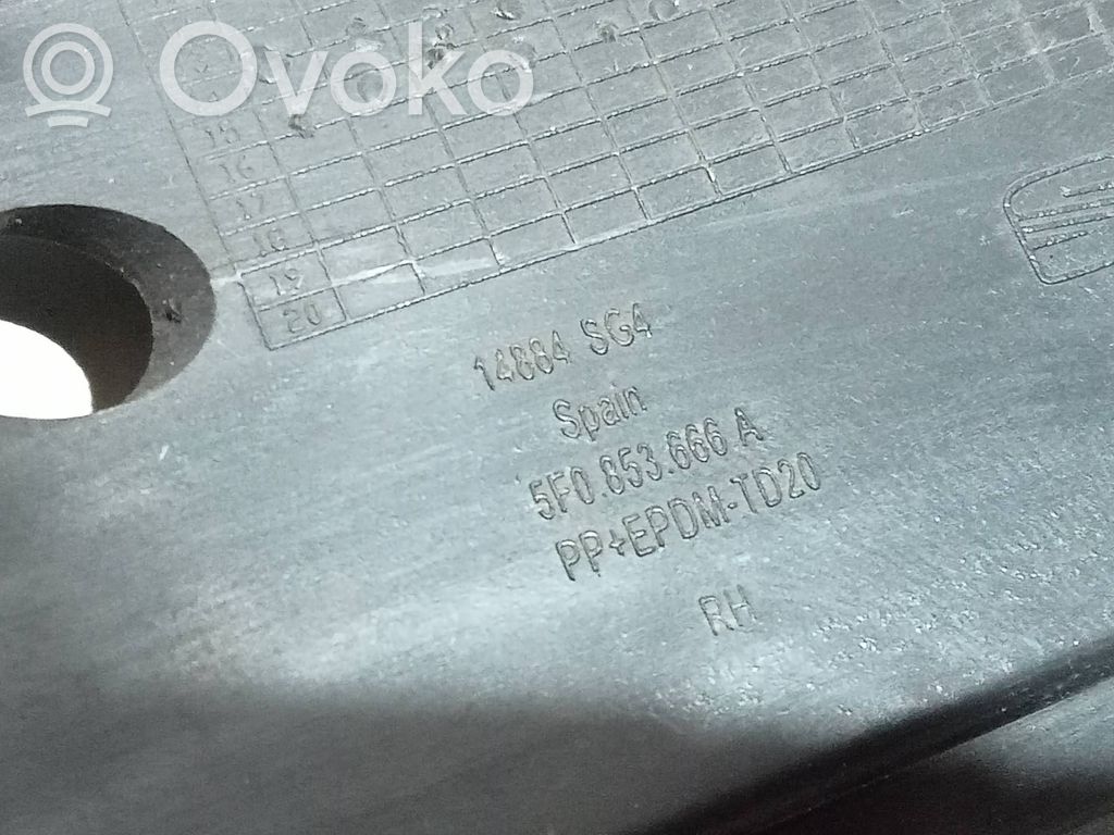 Seat Leon (5F) Moulure
