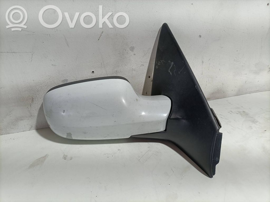 Renault Megane II Front door electric wing mirror 