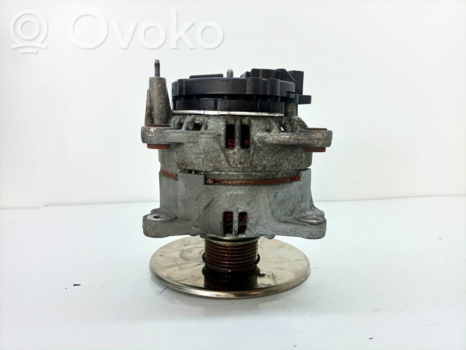 Volkswagen Jetta I Generatore/alternatore 