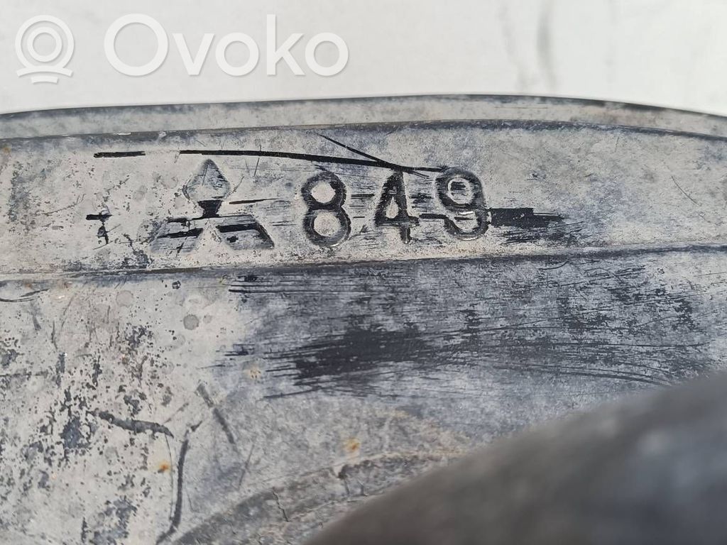 Mitsubishi Montero Ilmansuodattimen kotelo 