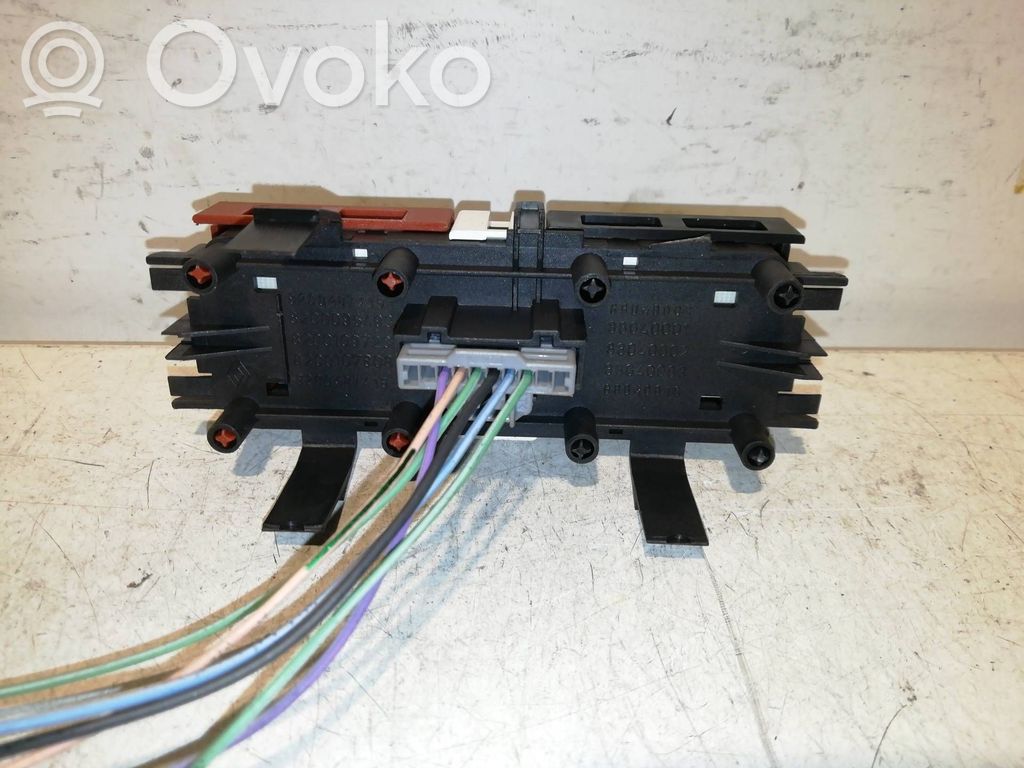 Botón interruptor de luz de peligro   8200407415,8200407416,8200407415