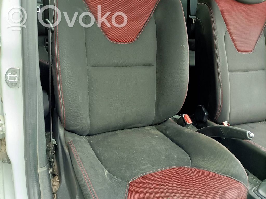 Renault Clio IV Sedile anteriore del passeggero 