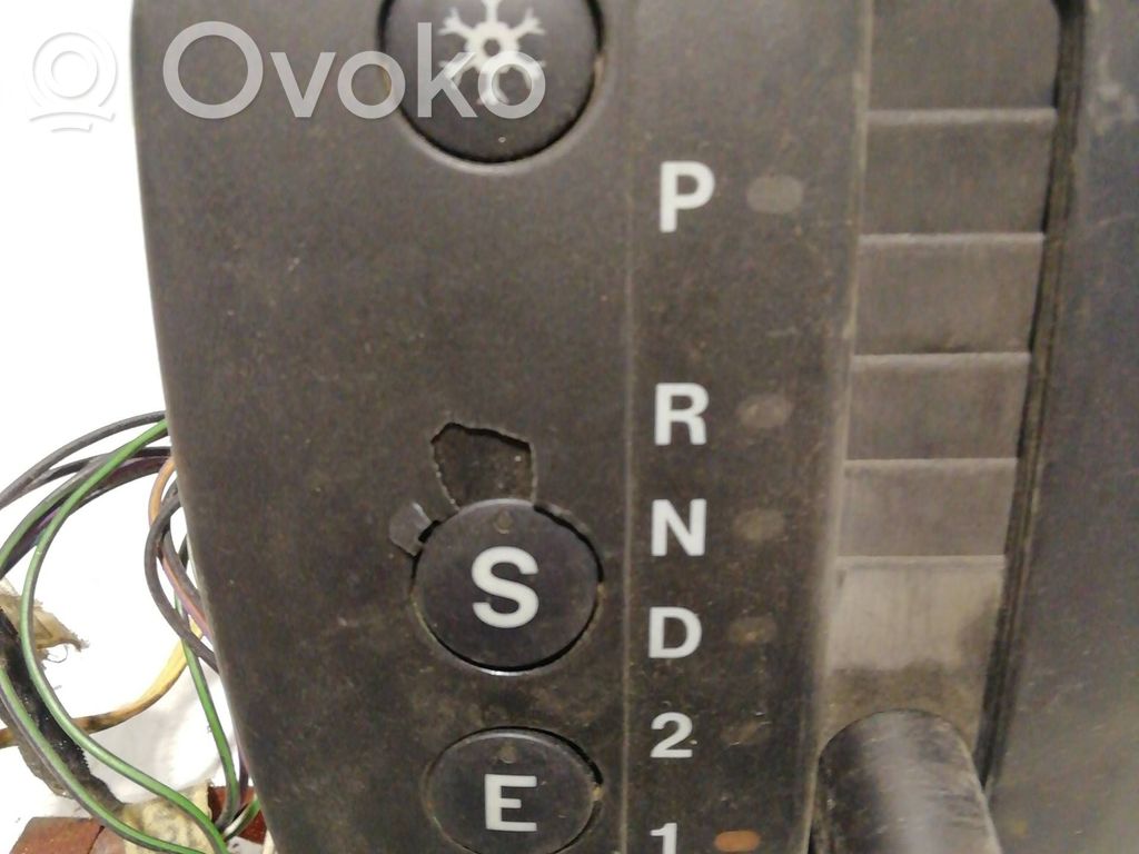 Levier de changement de vitesse   95GT7C453AB,95GT7C453AB