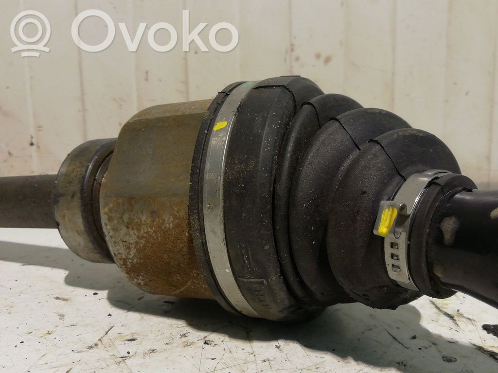 Etuvetoakseli   391001868R
