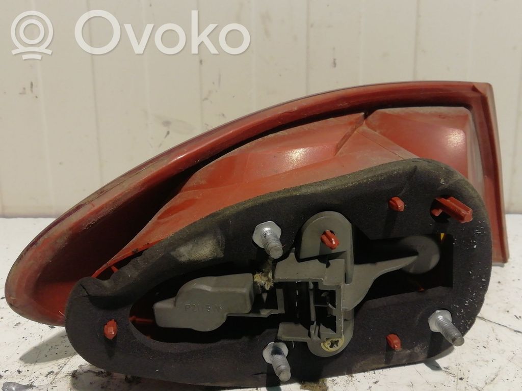 Alfa Romeo 147 Bec lampă spate 