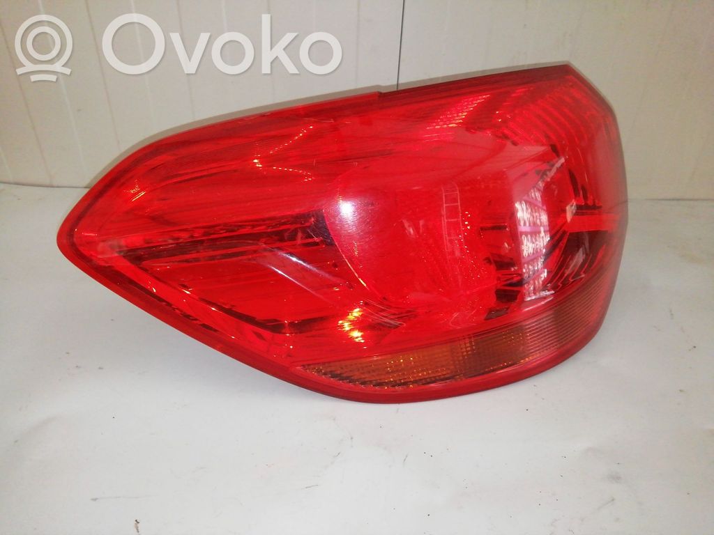 Lámpara de faros/luces traseros   13282242,366900804