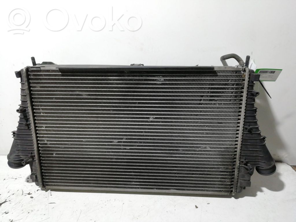 Opel Vectra C Interkūlerio radiatorius 