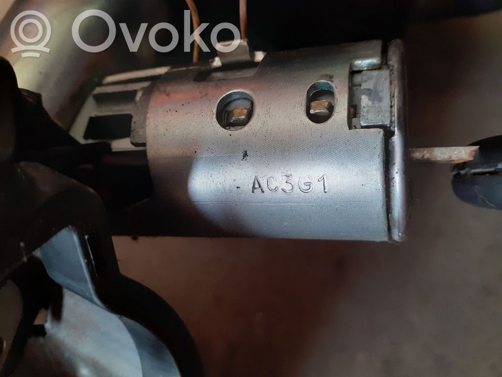 Renault Clio II Ignition lock 