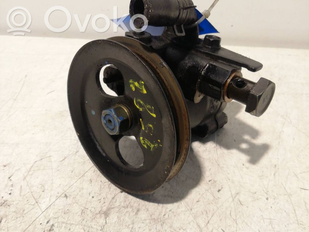 Hyundai Santamo Ohjaustehostimen pumppu 
