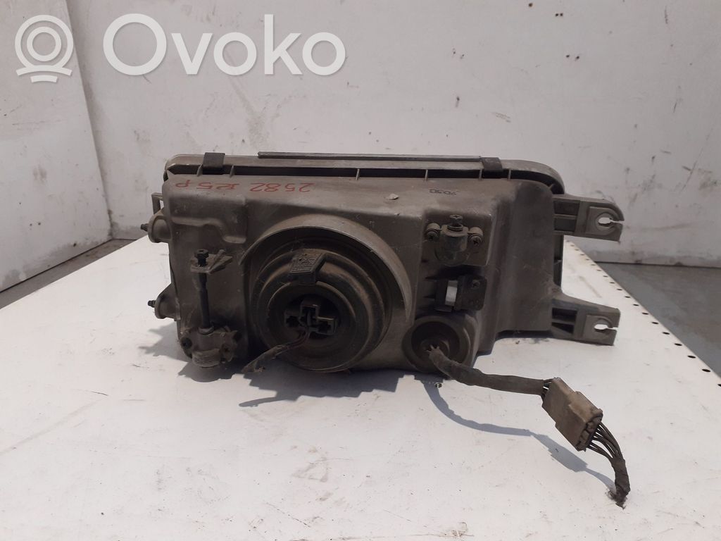 Mitsubishi Carisma Scheinwerfer 