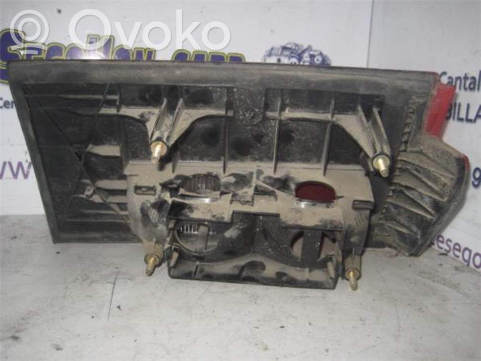 Bec lampă spate   945094
